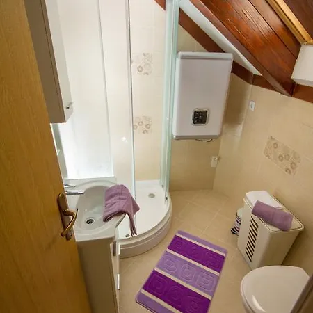 Apartment Niko Kastel Stari Kastela Room photo