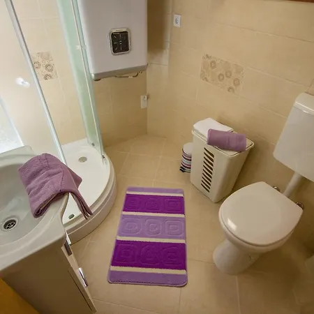 Apartment Niko Kastel Stari Kastela Room photo