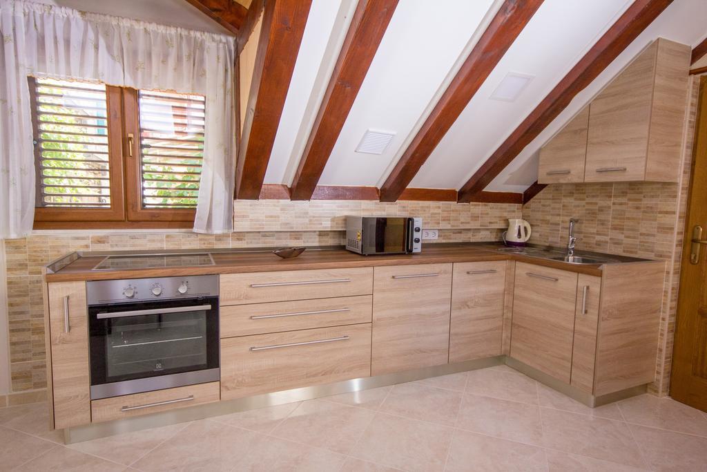 Apartment Niko Kastel Stari Kastela