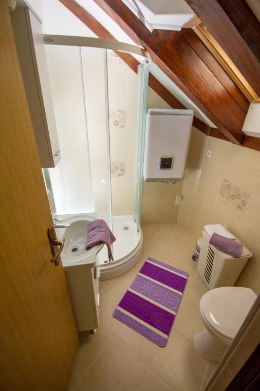 Apartment Niko Kastel Stari